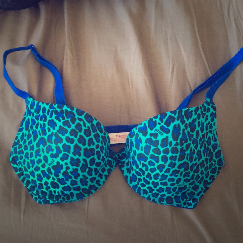 VS PINK push-up bra